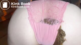 Noisy shit in pink panties