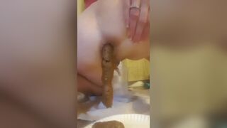 Hot milf poops a LOT