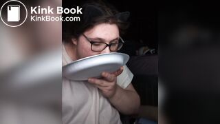 Kitty Cat Eating Her Stinky Dinner Timelapse