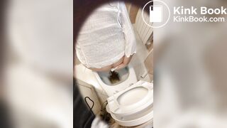 Wife Shits and Farts in Spy Camera