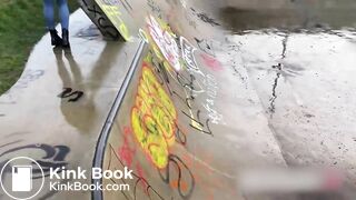 Shitting in the skatepark