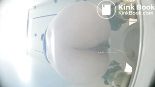 girl diahrrea video3