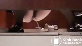 spy camera asian girl pee and shit.video_552