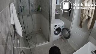 woman who poops