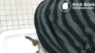 Japanese woman's toilet scene - video 41