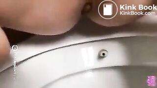 toilet sluge girl
