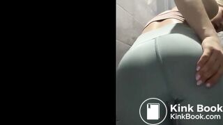 ... - Pooping in Leggings