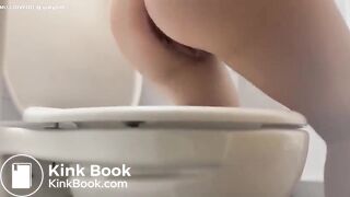 Girl pooping - video 727