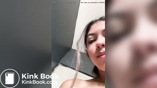 Hot girl shitting and eating it - video 3