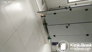 spy camera asian girl pee and shit.video_773