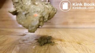 Hot girl shitting and masturbating - video 5