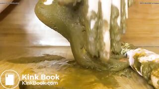 Hot girl shitting and masturbating - video 5