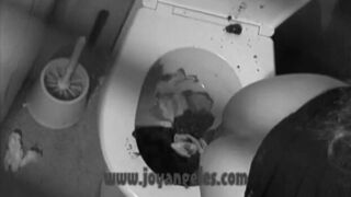 Classic wc pooping drunk - 2
