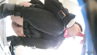 spy camera asian girl pee and shit.video_499