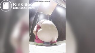Chinese Poop Voyeur - video 3