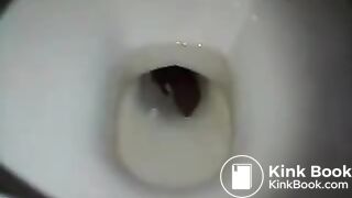 Girl pooping on toilet - video 76