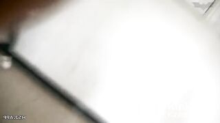 spy camera asian girl pee and shit.video_577