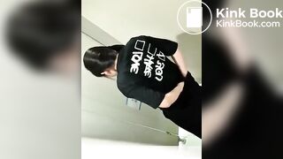 spy camera asian girl pee and shit.video_518