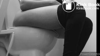 Girl poops and moans 4