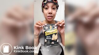 Hot girl shitting in chip bag