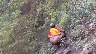 Tamil Aunty Shitting 3