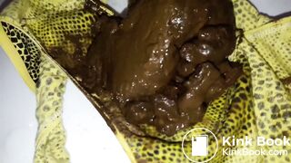 Poop in yellow panties