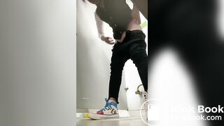 spy camera asian girl pee and shit.video_144