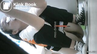 spy camera asian girl pee and shit.video_500