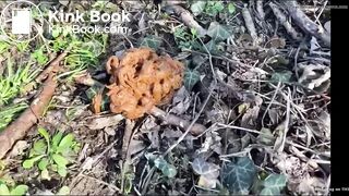 Two hot Italian lesbians shitting outside