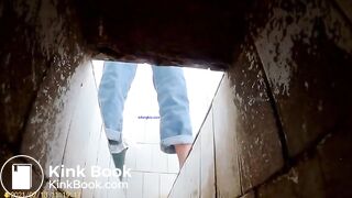spy camera asian girl pee and shit.video_132