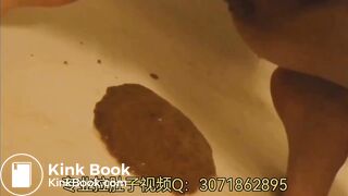 Chinese girl selfies diarrhea