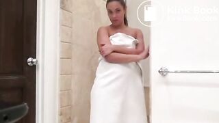 Mandy More - Watching Mom mas in the shower