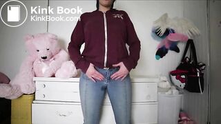 Kim - Pooping jeans & dildo mas
