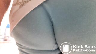 Pooping 684 - Cheeky Delight