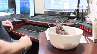 Pooping 613 - Breakfast of Champions