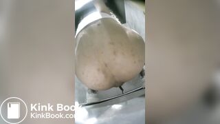 Chinese Women desperate to get her Poop out
