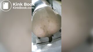 Chinese Women desperate to get her Poop out
