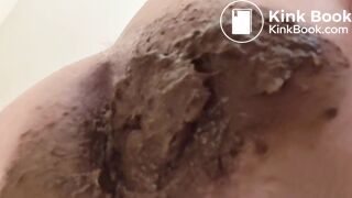Pooping 543 - Pooping in a Bucket