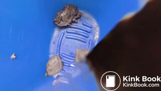 Pooping 543 - Pooping in a Bucket