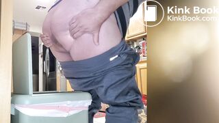 Pooping 473 - Garbage Night, Two Cameras