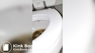 Pooping 412 - Lost it, Messy Clean Up-HQ