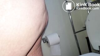 Pooping 410 - Sitting on the Dinner Bell