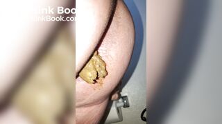 Pooping 216 - Hanging On
