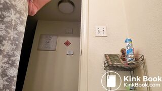 Pooping 201- Beefy Close Up