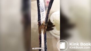 Blondie pushing out some turds