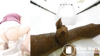 Japanese Girl Pooping