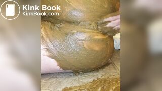 Poop and Play 4 - 1 of 2