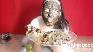 Cute girl shits several loads & smears