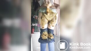 p00girl - Poop In Skinny Jeans And Panties