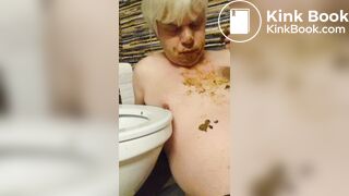 Blonde Latvian toilet slut Armands Lusis play with poop